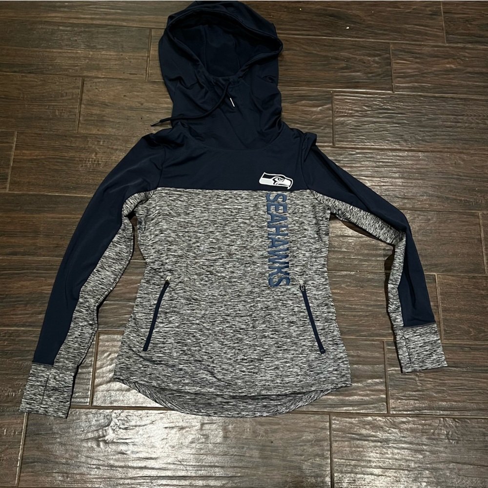 NFL Gear Seahawks Football Hoodie women’s small